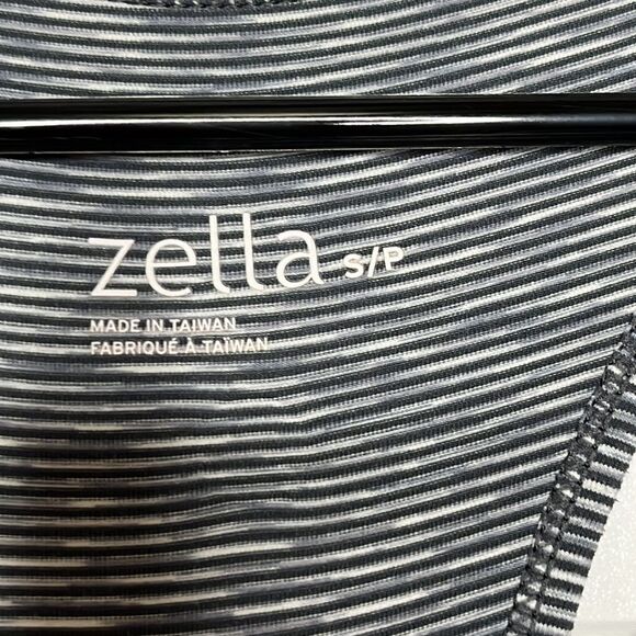Zella Racerback Tank Size S - Picture 2 of 3